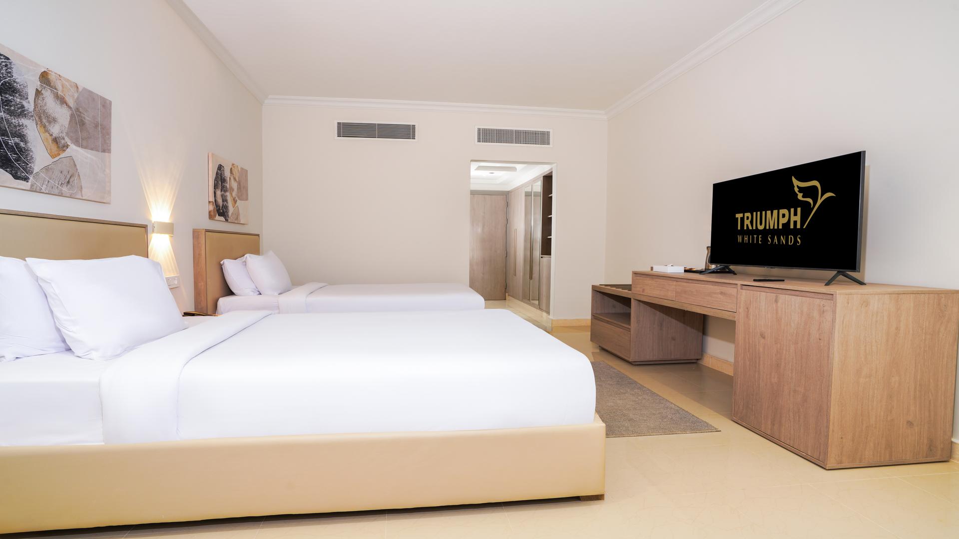 Deluxe Room City View Room Image